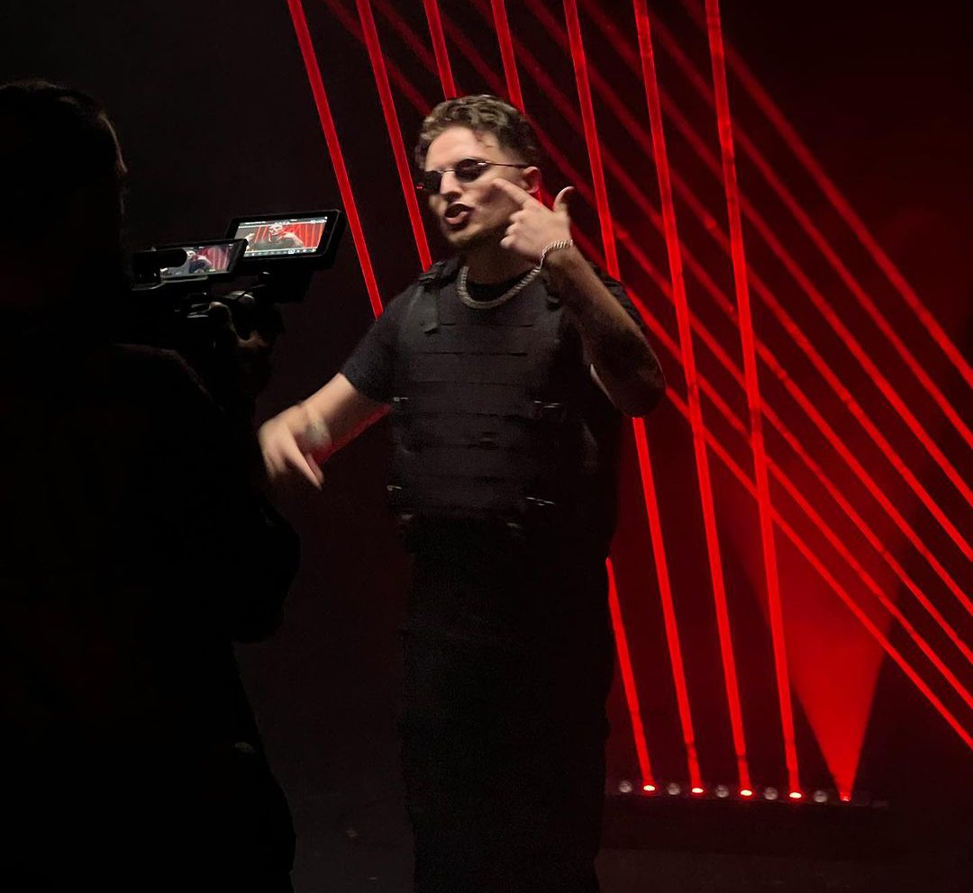 عکس پوبون - ایران بیوگرافی عکس پوبون