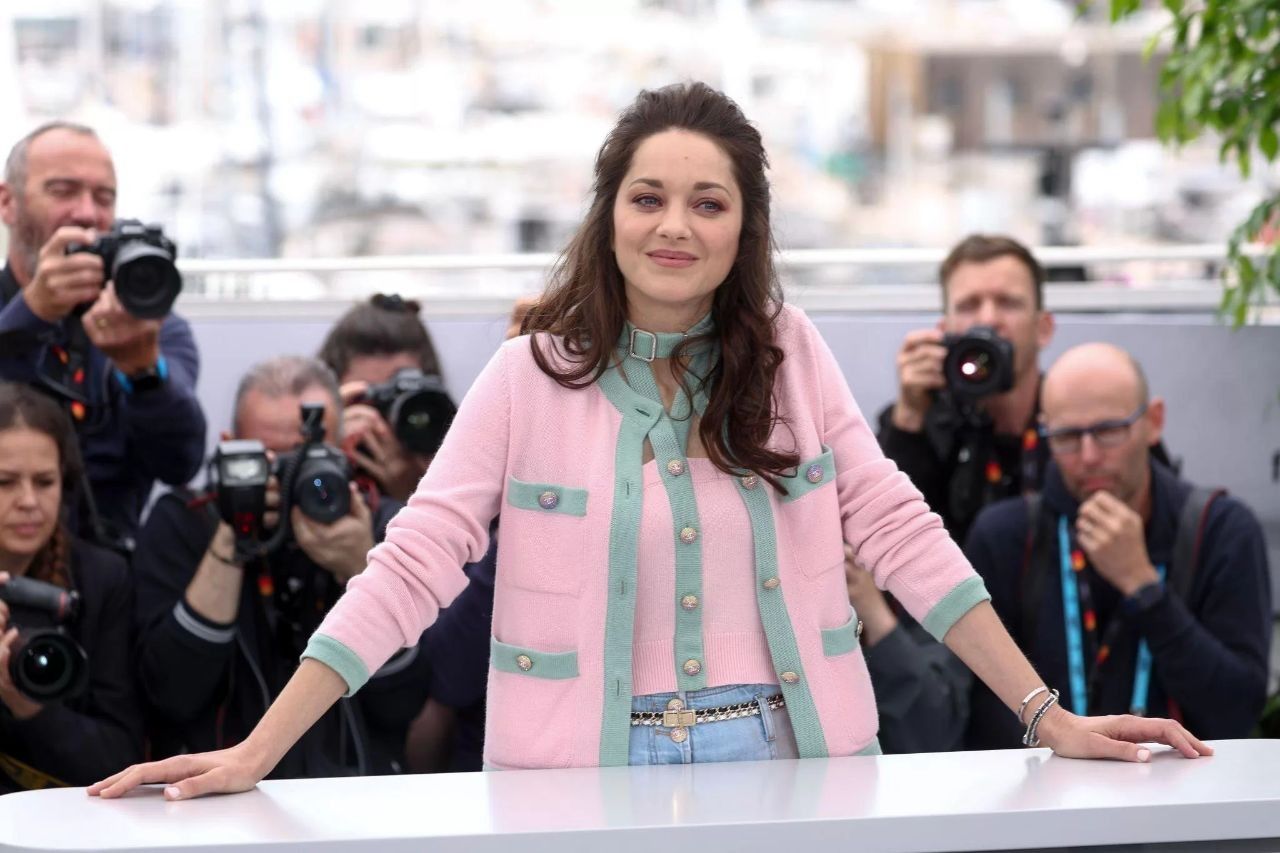 عکس های ماریون کوتیار - ایران بیوگرافی عکس های ماریون کوتیار