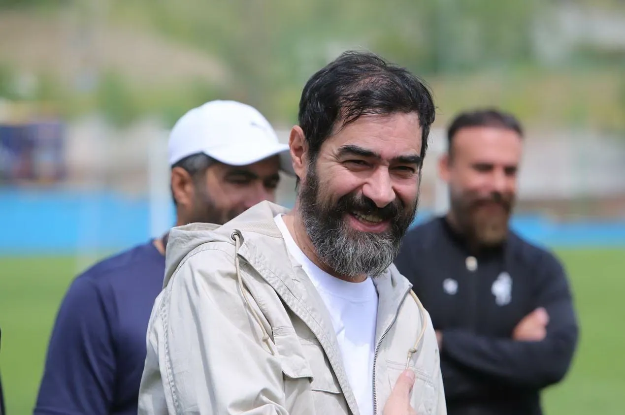 والپیپر شهاب حسینی برای کامپیوتر
