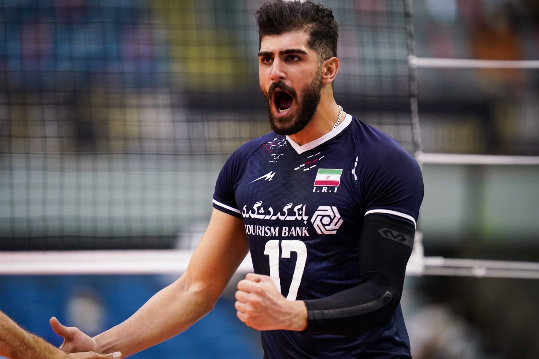 نوجوانی امین اسماعیل‌نژاد