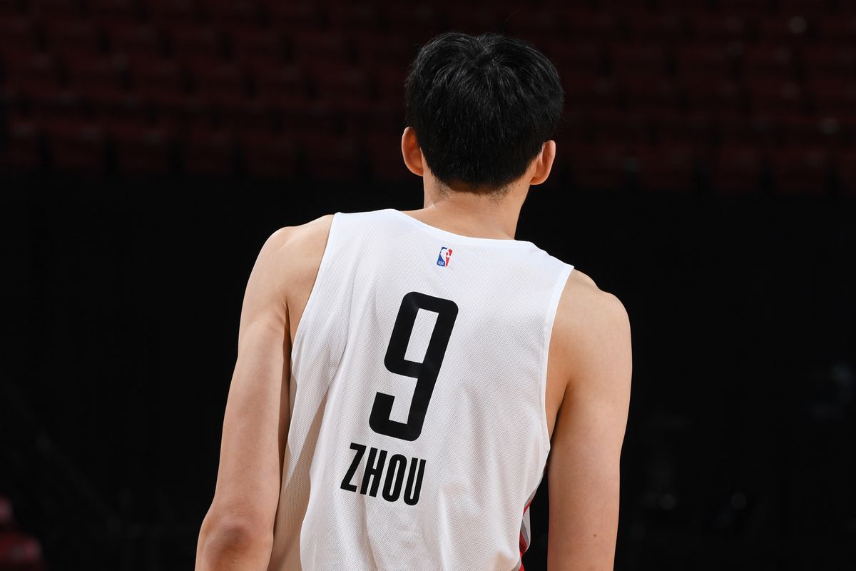 wallpaper Zhou Qi for laptop