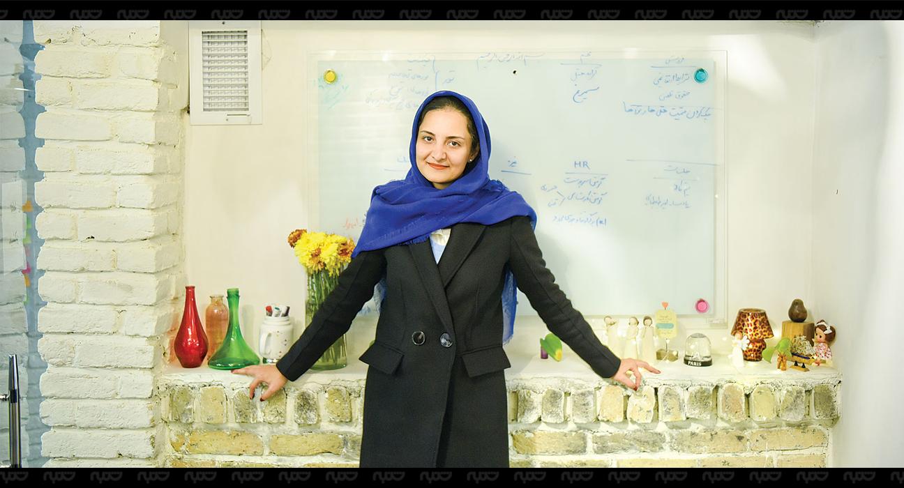 نازنین دانشور تحصیلات