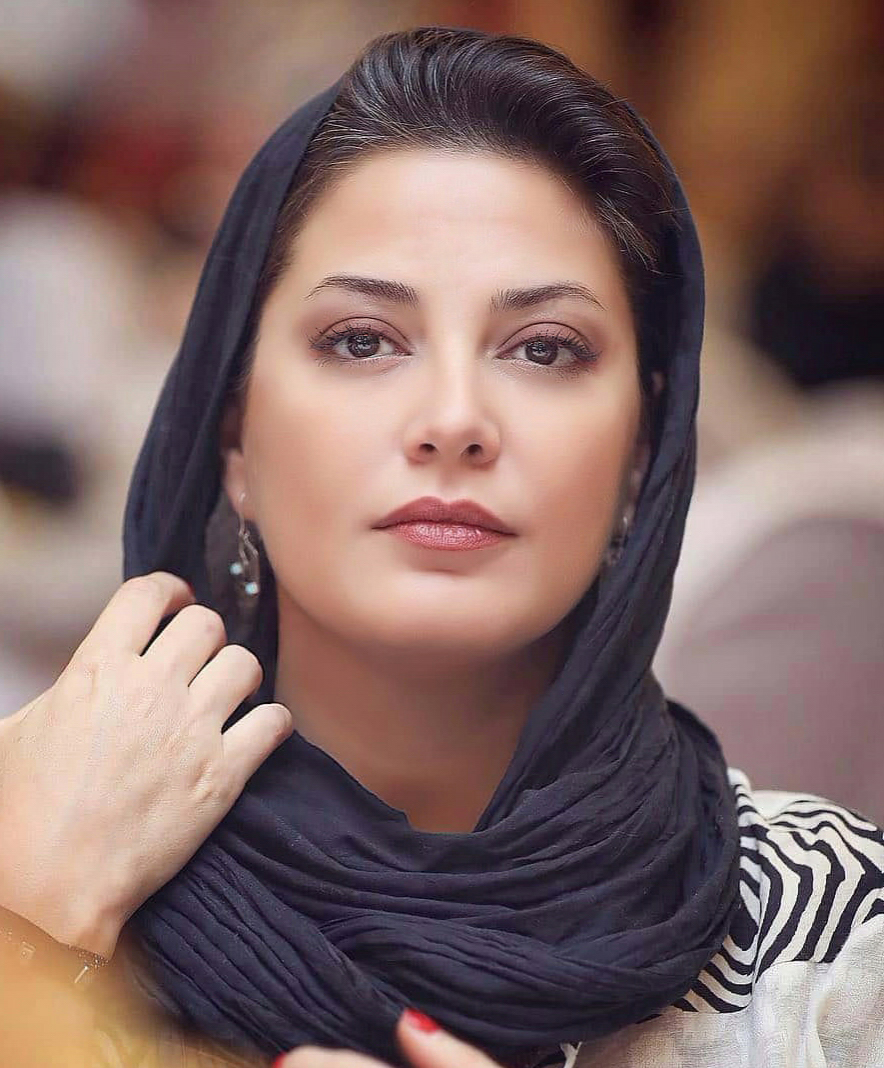طناز طباطبایی بیوگرافی