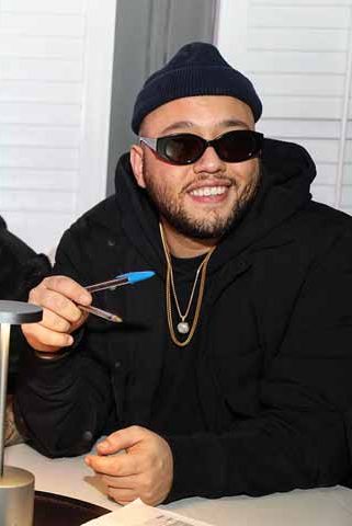 کچی بیتز گروه تیک تاک