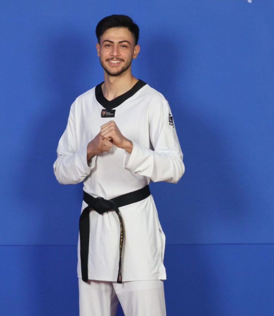Ali Khoshroosh wallpaper 4k