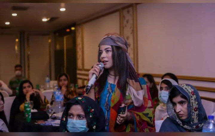 عکس پری ظفر برای موبایل
