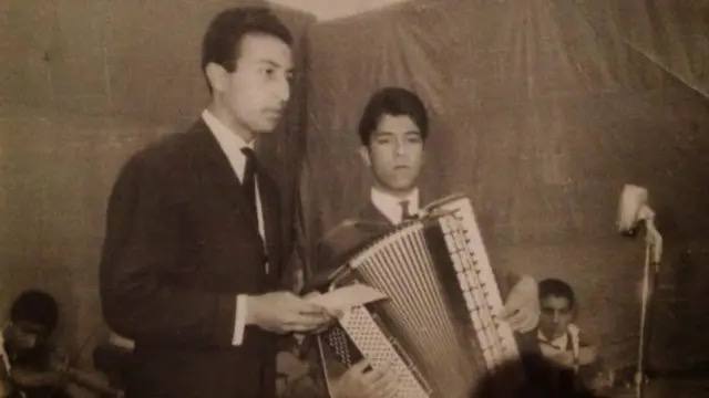 عکس نوجوانی احمد ظاهر