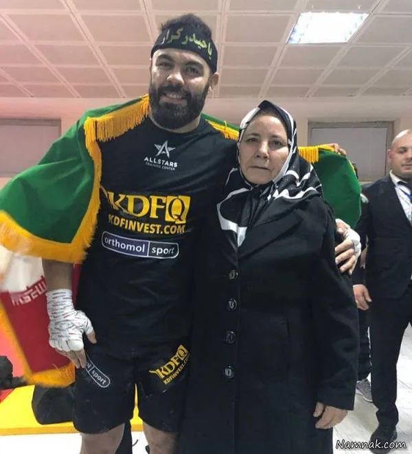 عکس مادر امیر علی اکبری