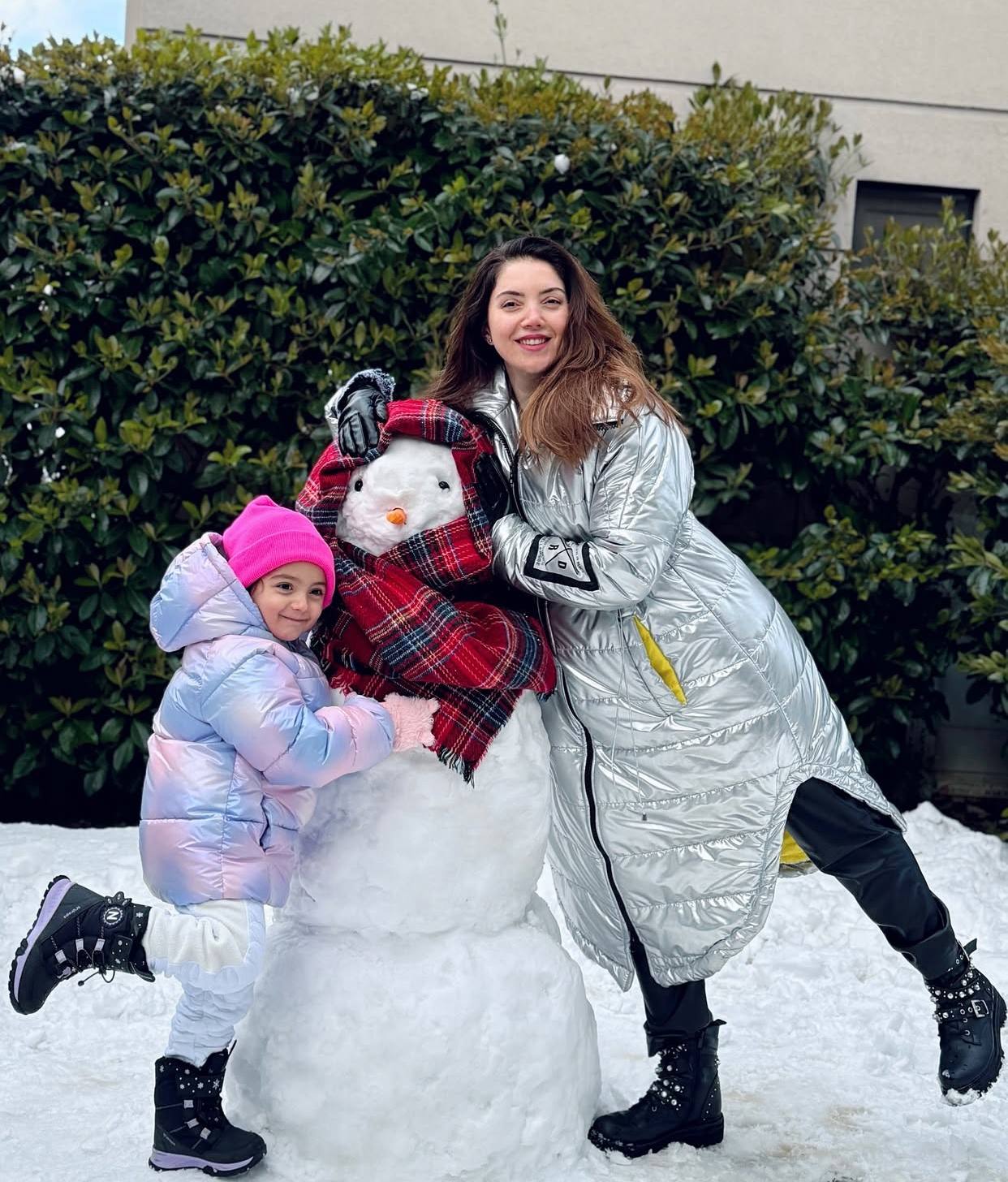 عکس دختر عایشهگل جوشکن عکس دختر عایشهگل جوشکن