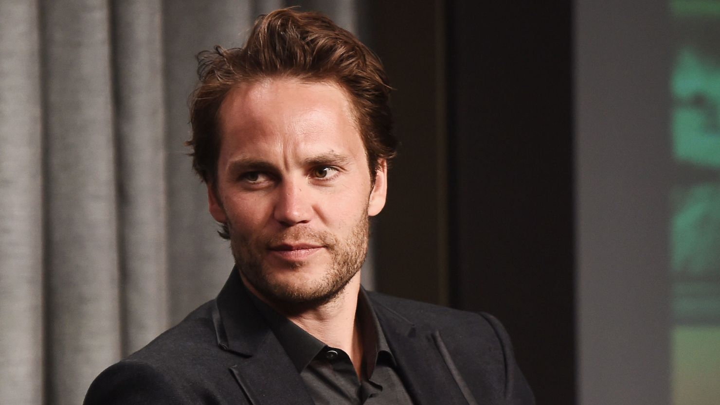 taylor kitsch photo