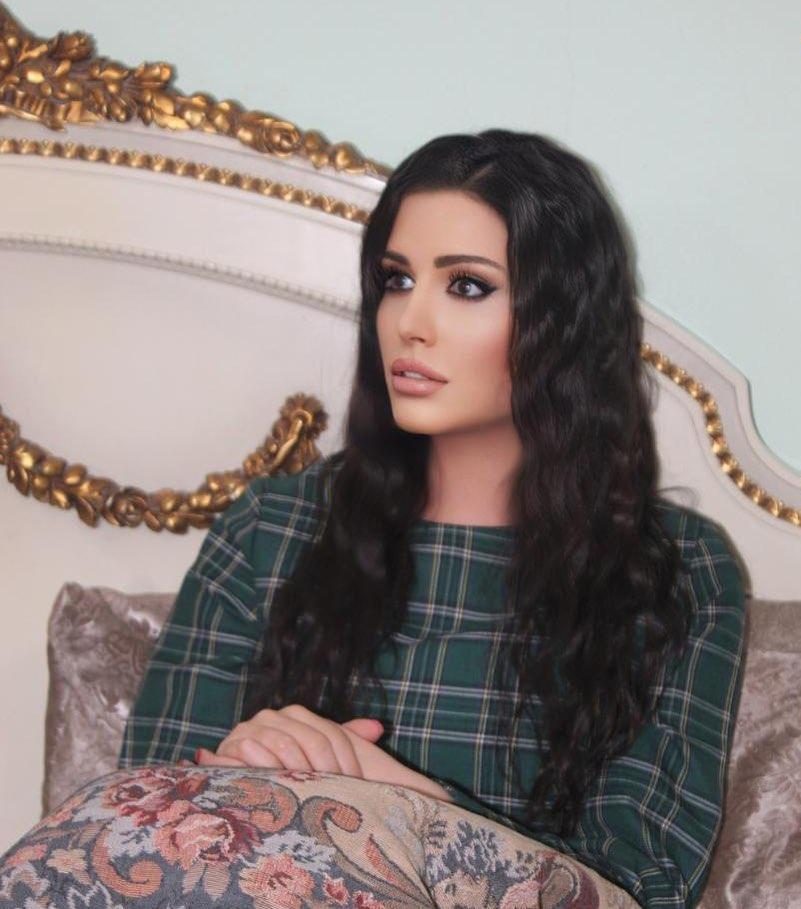 عکس آن ماری سلامه برای کامپیوتر