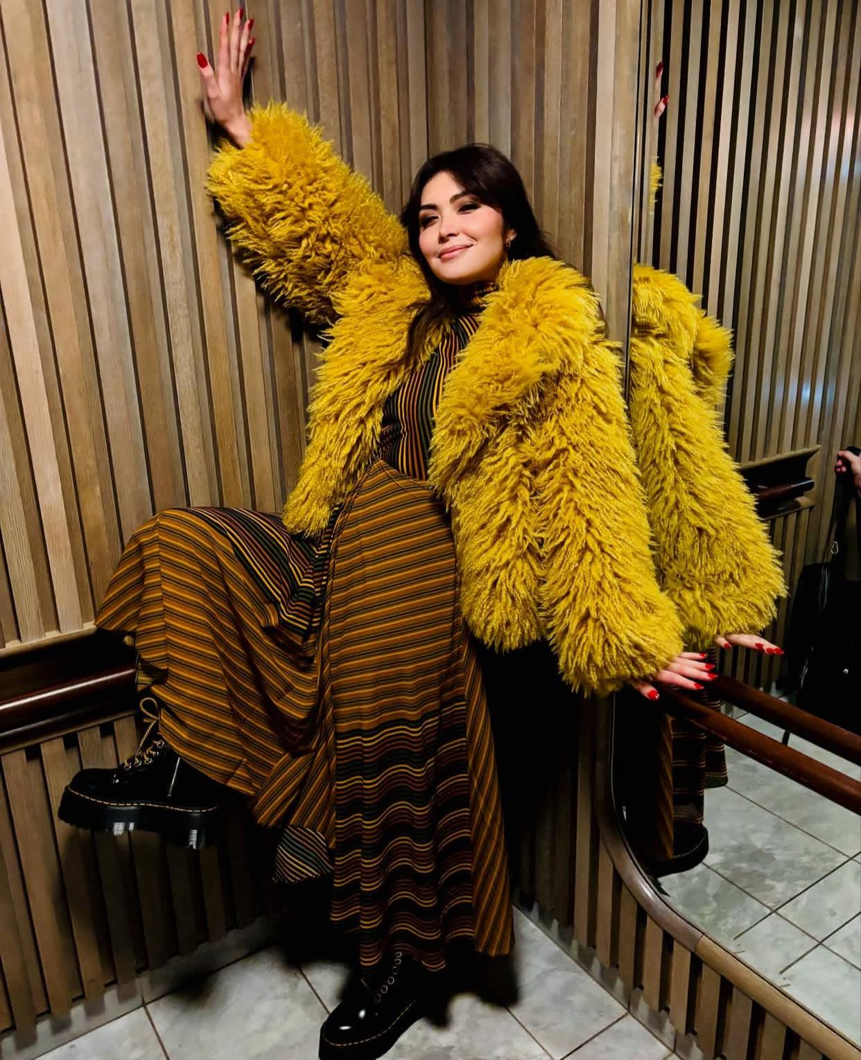 دنیلا پیندا عکس جذاب دنیلا پیندا عکس جذاب