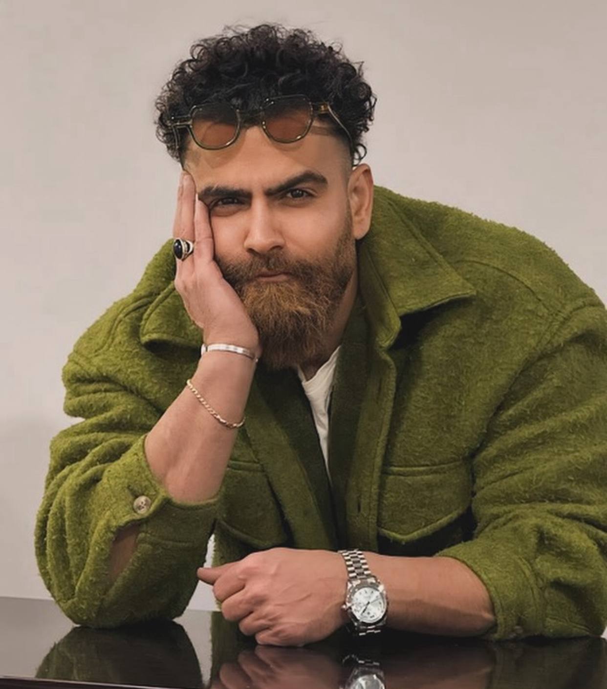 معین زندی عکس ها
