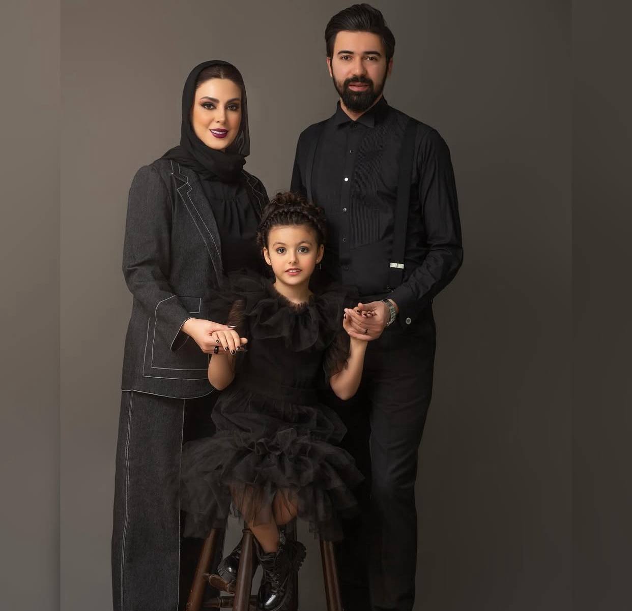 عکس نیلوفر شهیدی خانواده