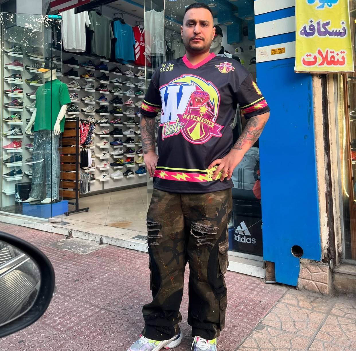 پوریا ادرویت عکس