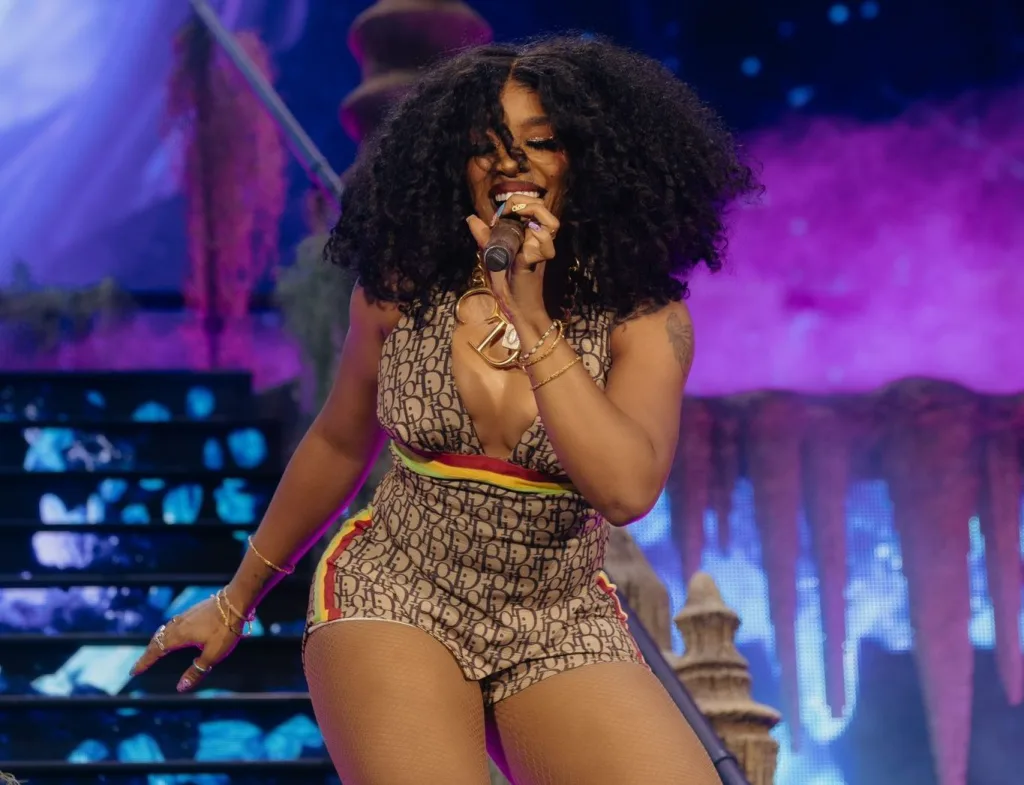  SZA wallpaper for phone