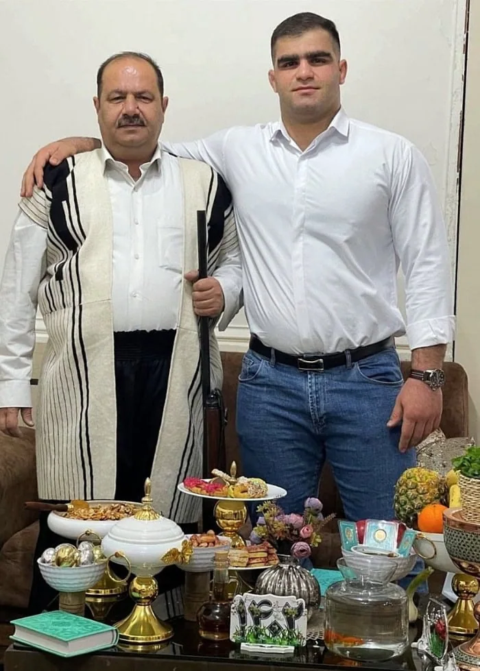عکس خانوادگی امین میرزازاده
